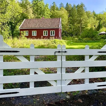 Charming Southern Style House Near Arendal Ferienhaus Vrengen